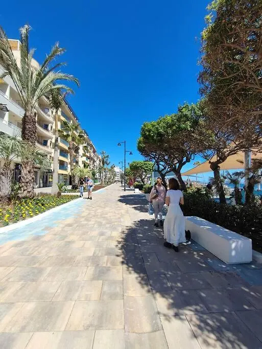1St Line Of The Beach, La Rada Beach! Ac,Wifi,Terrace, Private Parking Estepona 0*,