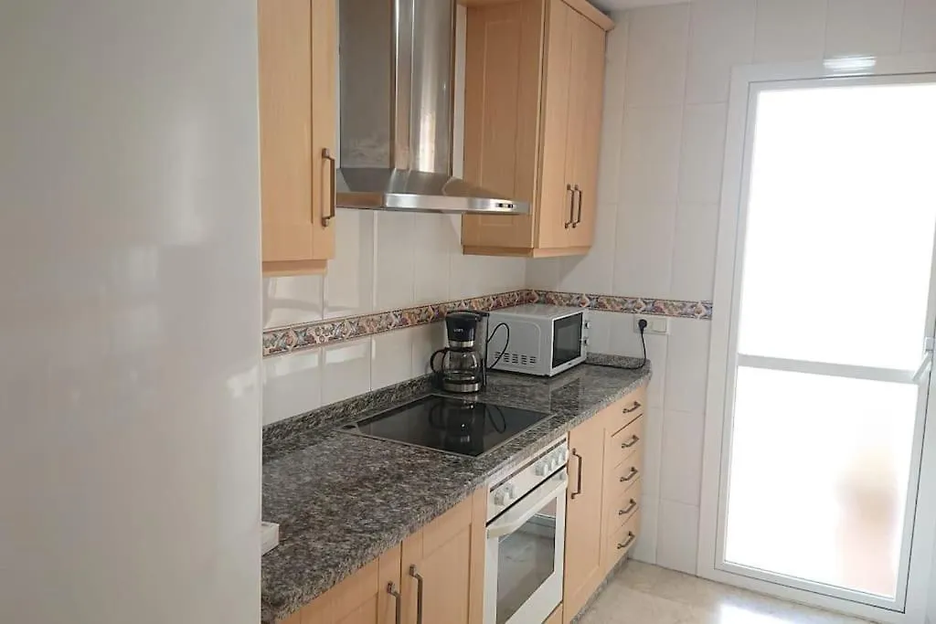 1St Line Of The Beach, La Rada Beach! Ac,Wifi,Terrace, Private Parking Estepona