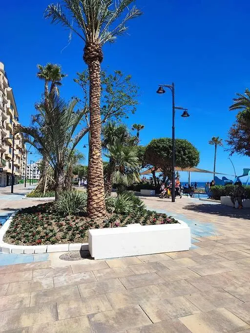 Apartment 1St Line Of The Beach, La Rada Beach! Ac,Wifi,Terrace, Private Parking Estepona