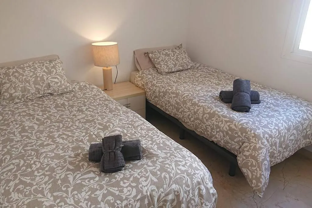 1St Line Of The Beach, La Rada Beach! Ac,Wifi,Terrace, Private Parking Estepona