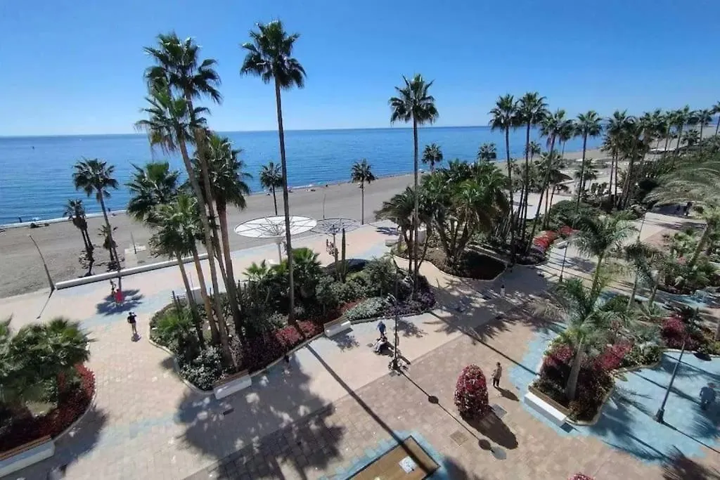 Apartment 1St Line Of The Beach, La Rada Beach! Ac,Wifi,Terrace, Private Parking Estepona